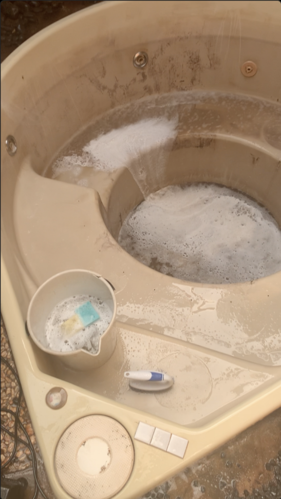 Dirty old jacuzzi